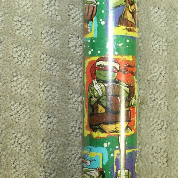 Vintage 2016 X-mas Gift Wrap Teenage Mutant Ninja Turtles- New Sealed! 70 Sq Ft - Picture 1 of 4